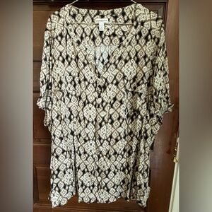 Women’s Croft & Barrow plus size top.